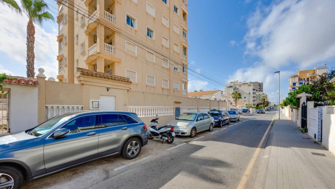 Sale - Apartment - Torrevieja - Torrevieja Centro