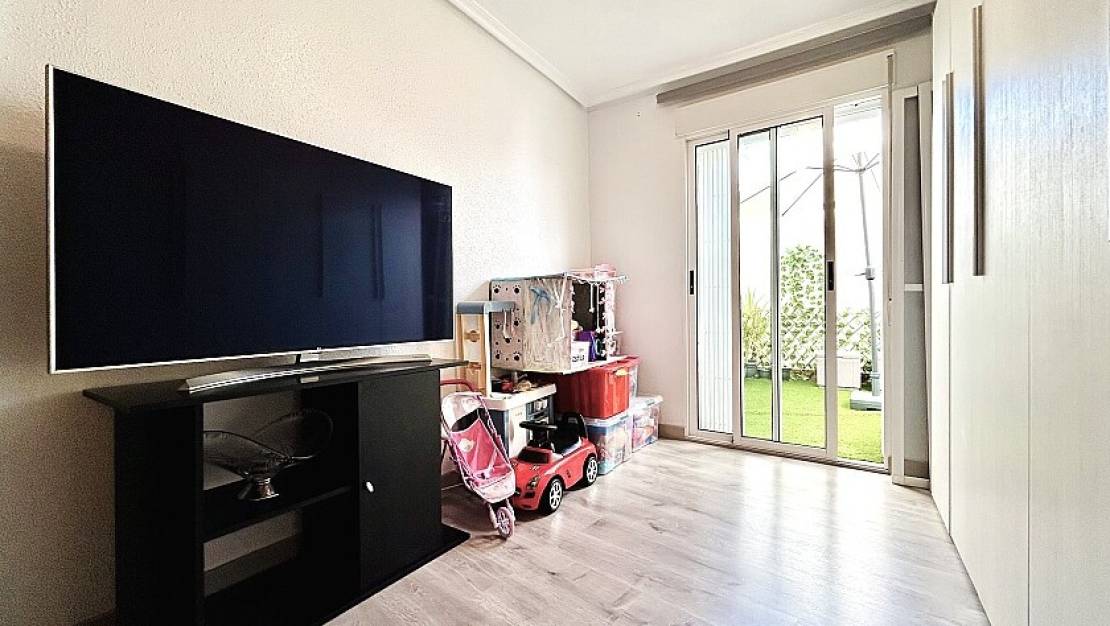 Sale - Apartment - Torrevieja - Torrevieja Centro