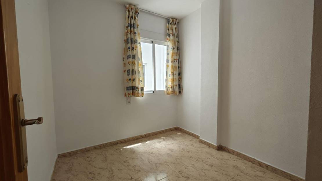 Sale - Apartment - Torrevieja - Torrevieja Centro