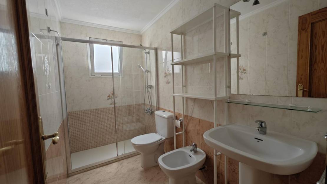 Sale - Apartment - Torrevieja - Torrevieja Centro