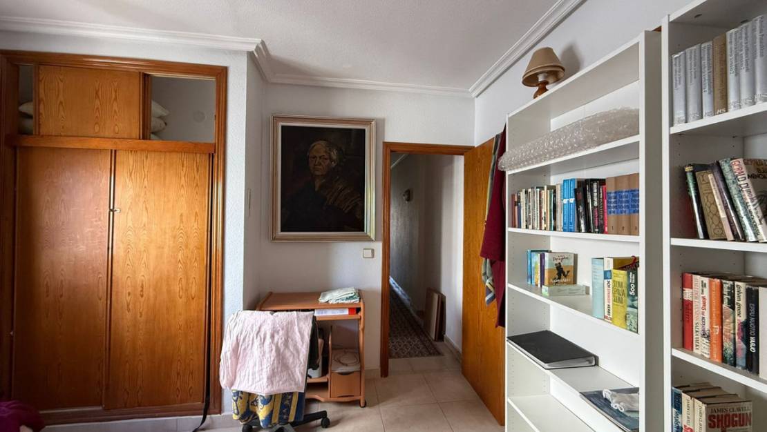Sale - Apartment - Torrevieja - Torrevieja Centro