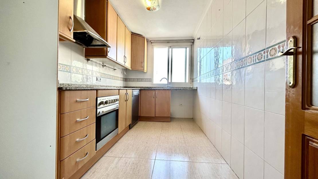 Sale - Apartment - Torrevieja - Torrevieja Centro