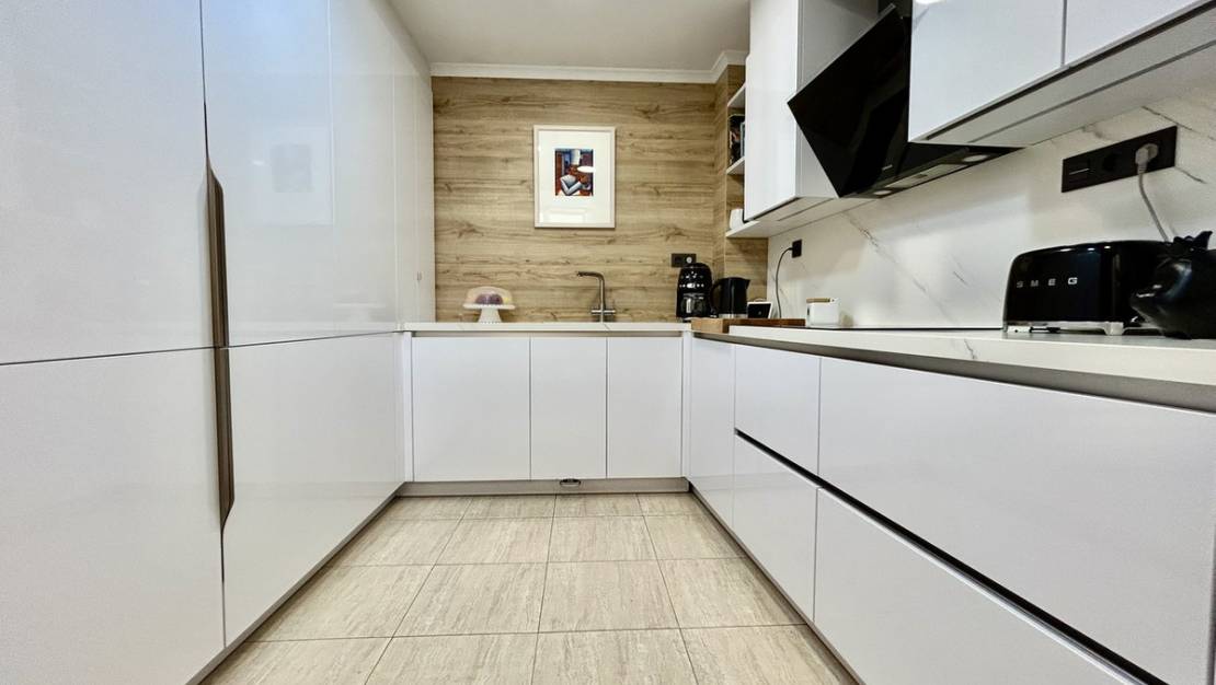 Sale - Apartment - Torrevieja - Torrevieja Centro