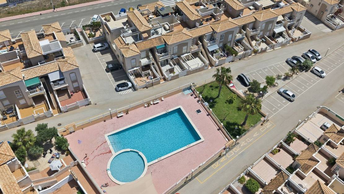 Sale - Apartment - Torrevieja - Torrevieja Centro