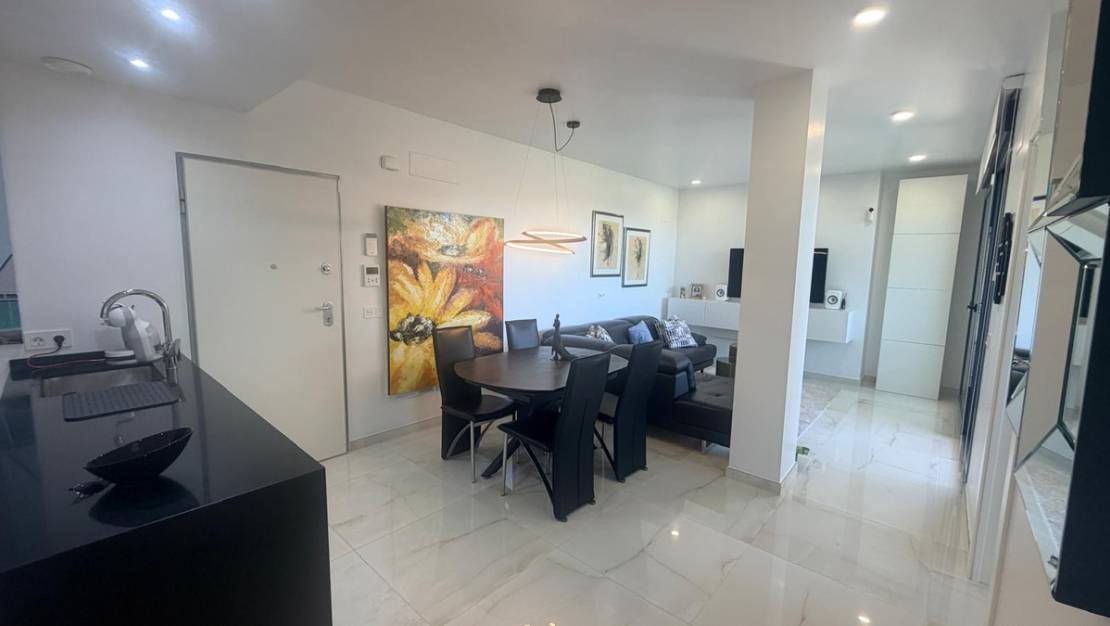 Sale - Apartment - Torrevieja - Torrevieja Centro