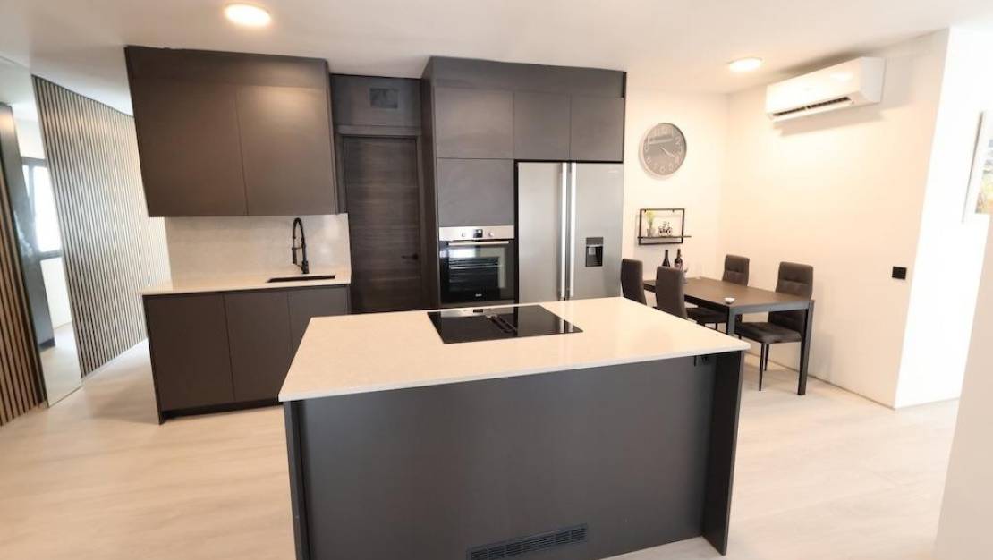 Sale - Apartment - Torrevieja - Torrevieja Centro