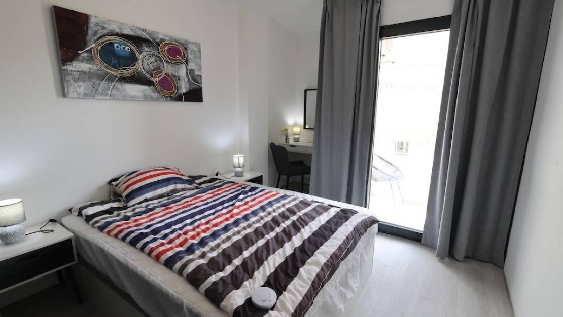 Sale - Apartment - Torrevieja - Torrevieja Centro