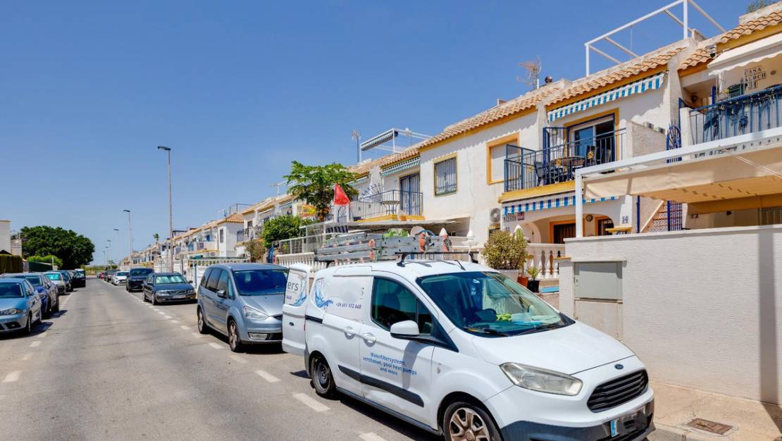 Sale - Apartment - Torrevieja - Torrevieja Centro