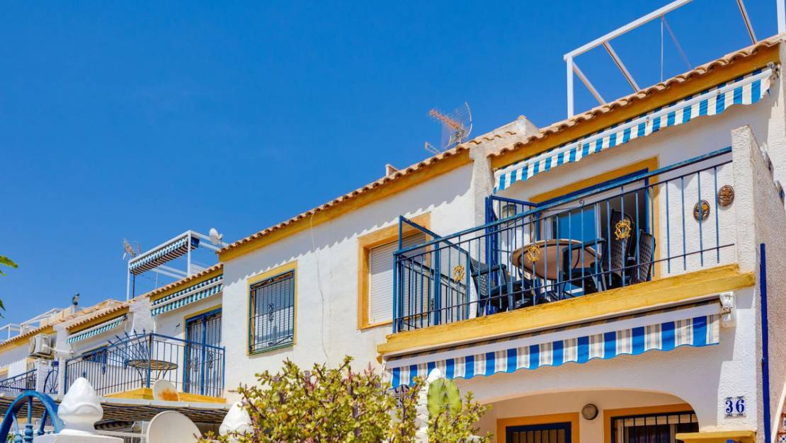 Sale - Apartment - Torrevieja - Torrevieja Centro