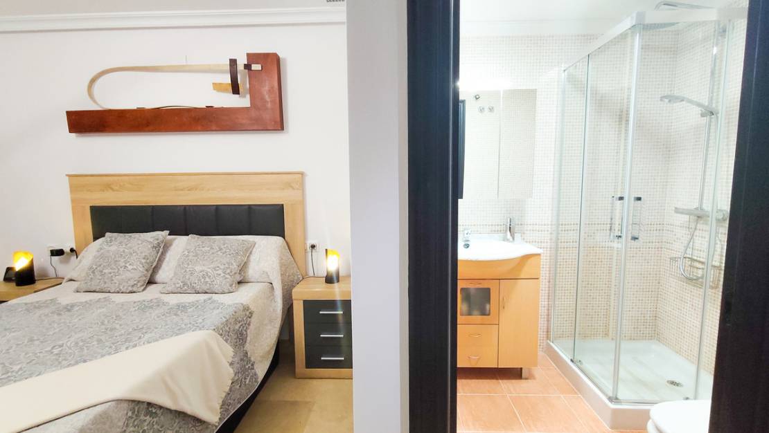 Sale - Apartment - Torrevieja - Torrevieja Centro