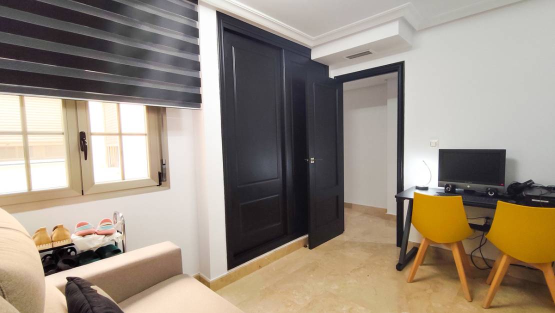 Sale - Apartment - Torrevieja - Torrevieja Centro