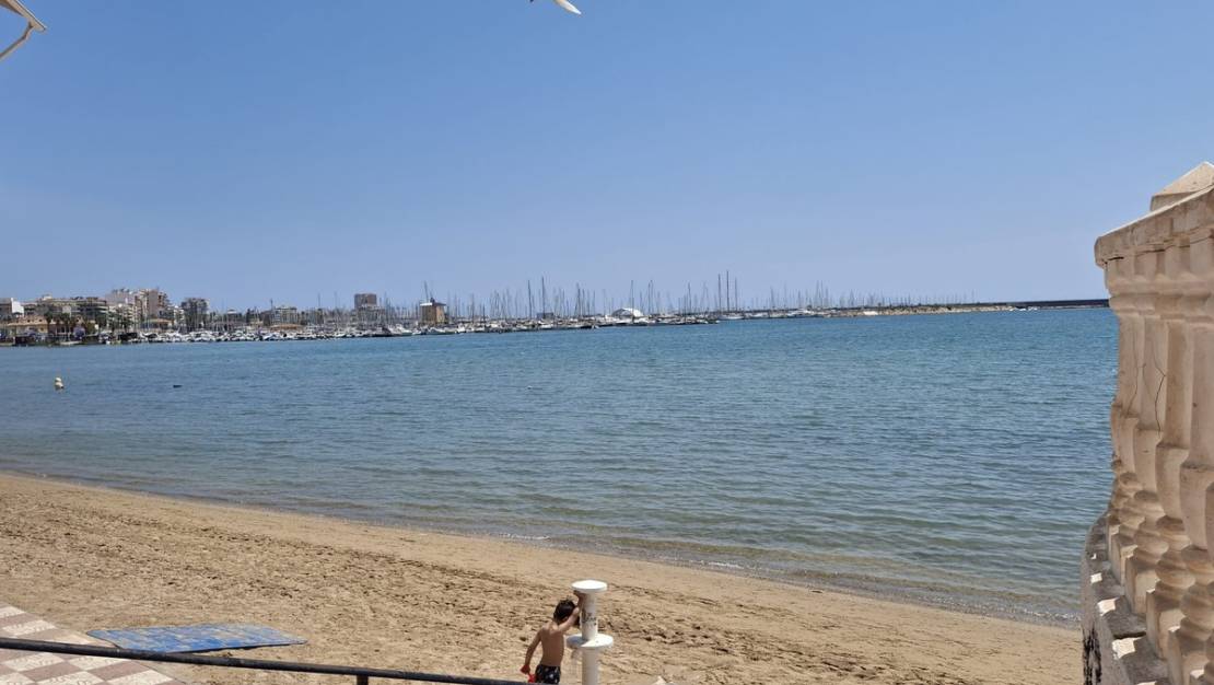 Sale - Apartment - Torrevieja - Torrevieja Centro