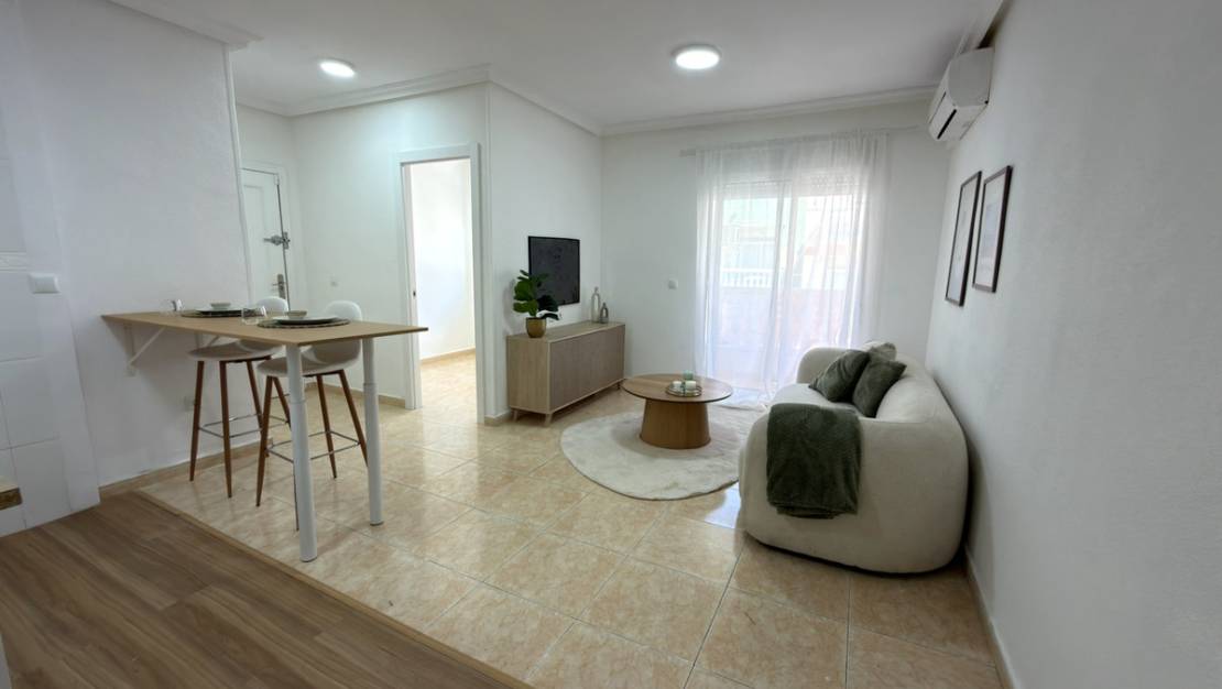 Sale - Apartment - Torrevieja - Torrevieja Centro