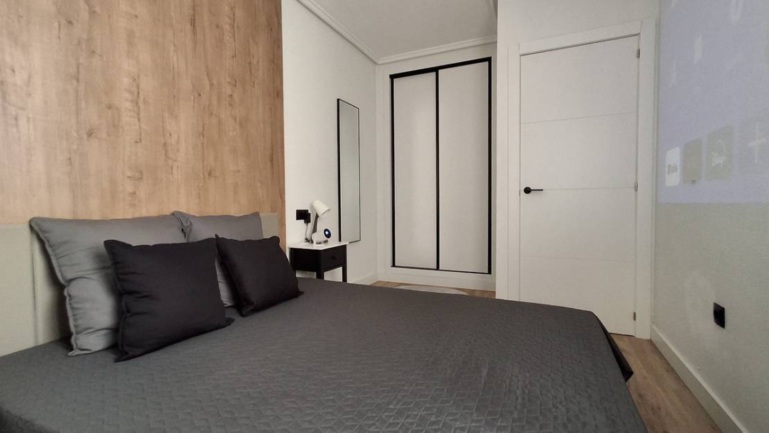 Sale - Apartment - Torrevieja - Torrevieja Centro