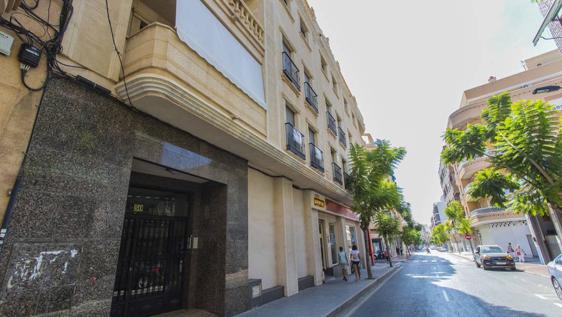 Sale - Apartment - Torrevieja - Torrevieja Centro