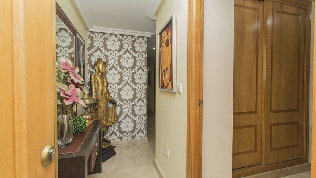 Sale - Apartment - Torrevieja - Torrevieja Centro