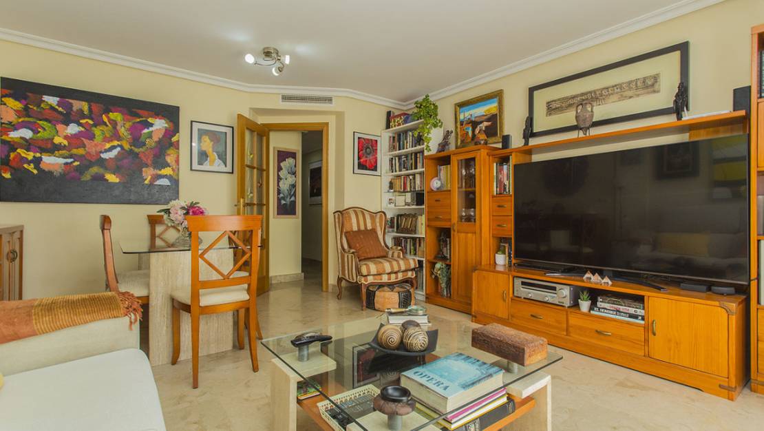 Sale - Apartment - Torrevieja - Torrevieja Centro