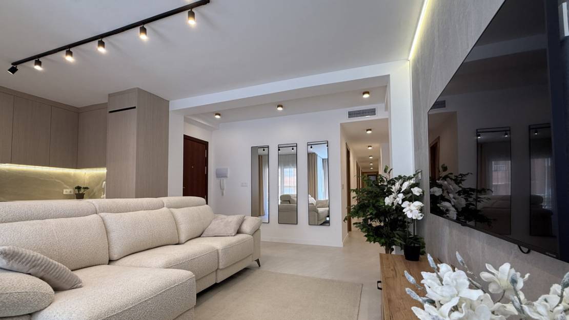 Sale - Apartment - Torrevieja - Torrevieja Centro