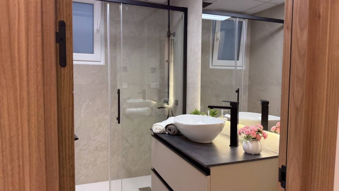 Sale - Apartment - Torrevieja - Torrevieja Centro