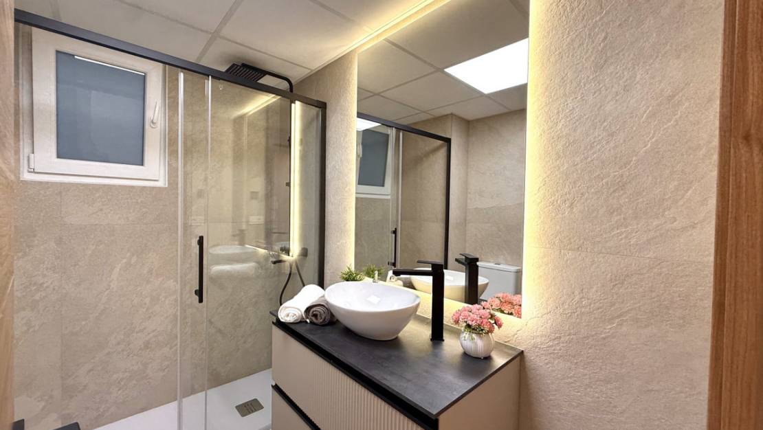 Sale - Apartment - Torrevieja - Torrevieja Centro
