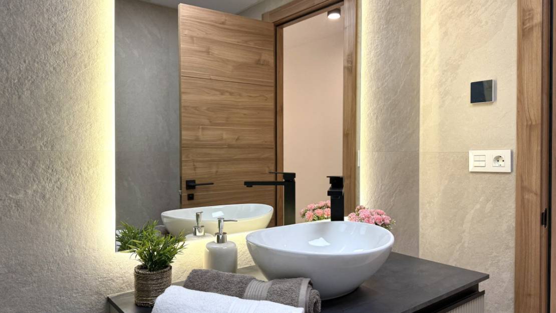Sale - Apartment - Torrevieja - Torrevieja Centro