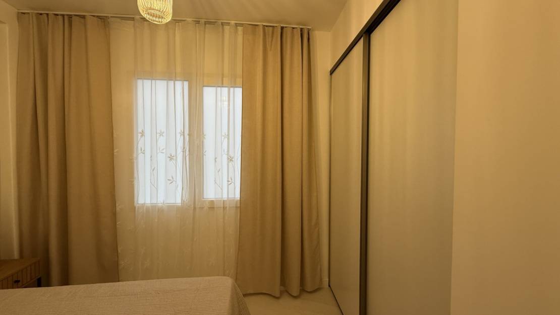 Sale - Apartment - Torrevieja - Torrevieja Centro