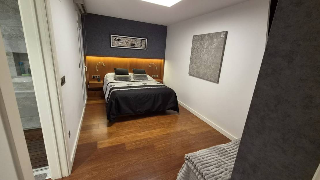 Sale - Apartment - Torrevieja - Torrevieja Centro