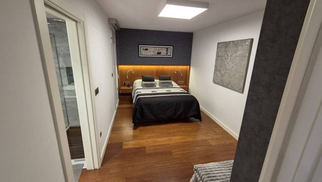 Sale - Apartment - Torrevieja - Torrevieja Centro