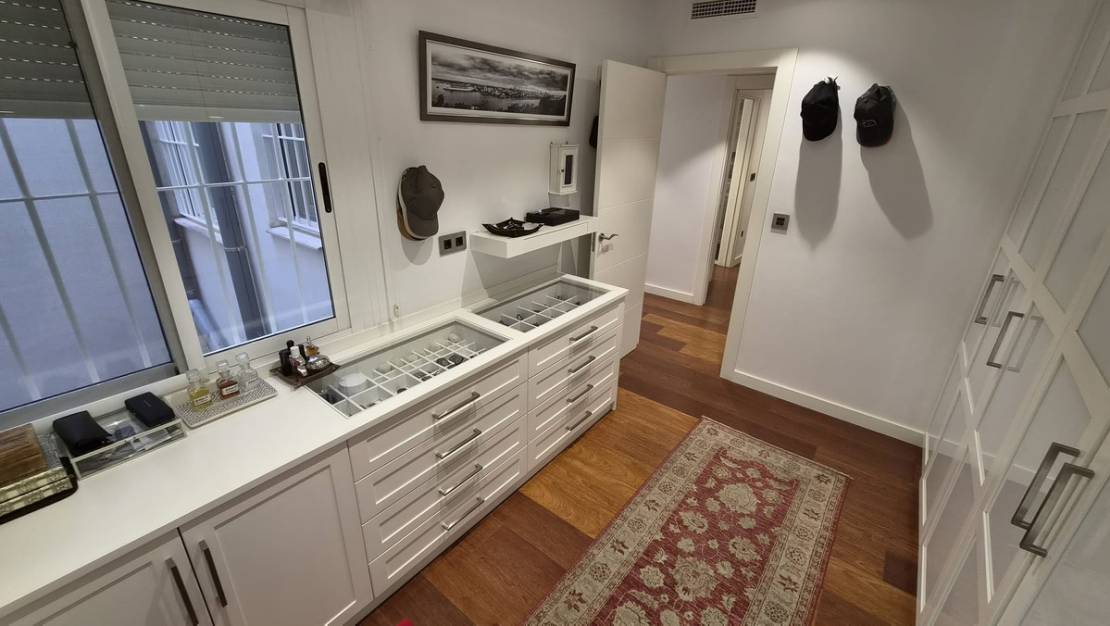 Sale - Apartment - Torrevieja - Torrevieja Centro