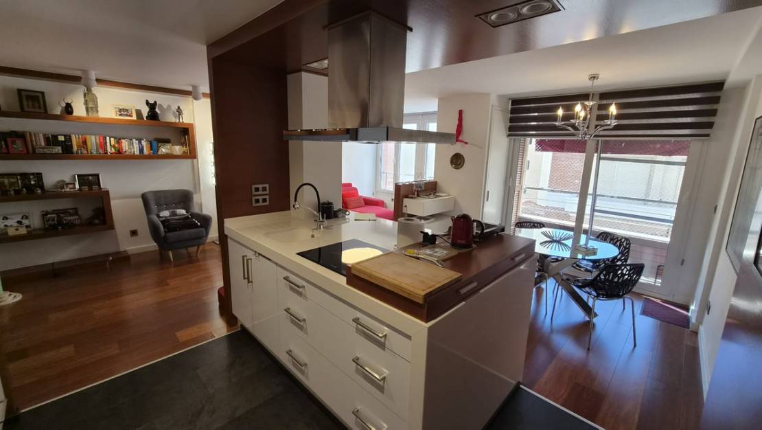 Sale - Apartment - Torrevieja - Torrevieja Centro