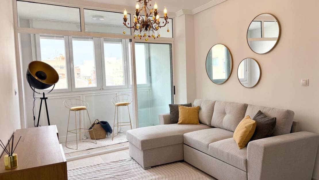 Sale - Apartment - Torrevieja - Torrevieja Centro