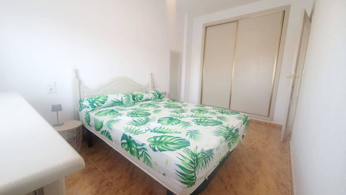 Sale - Apartment - Torrevieja - Torrevieja Centro