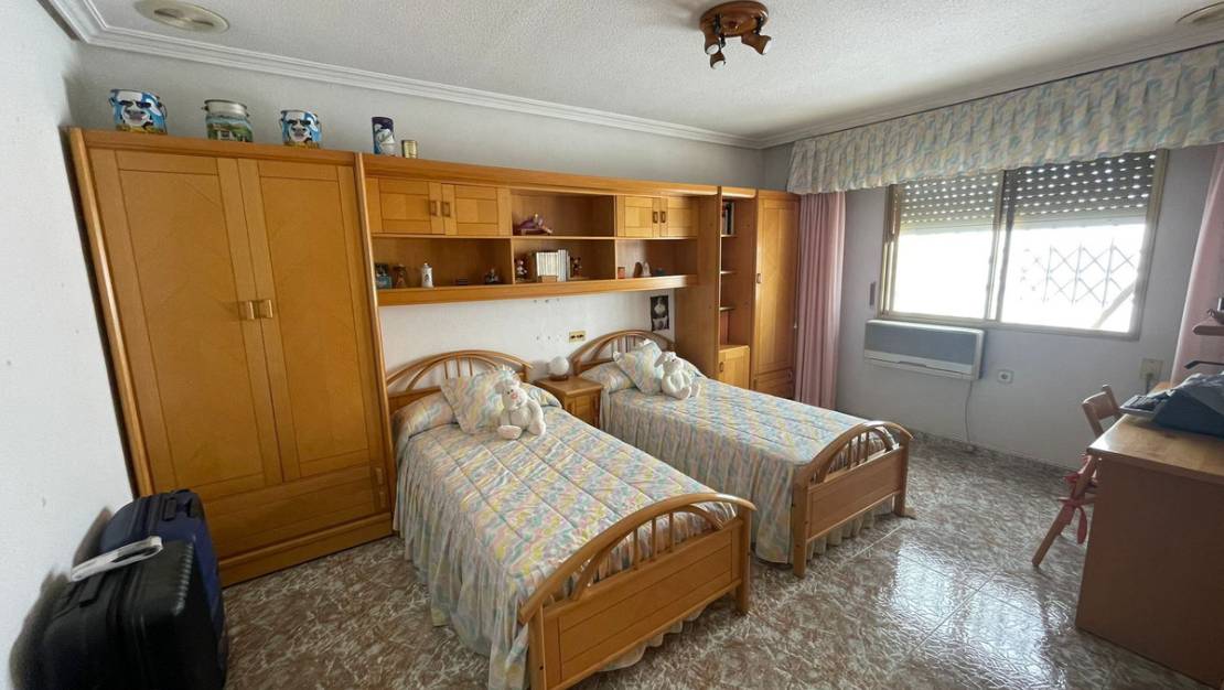 Sale - Apartment - Torrevieja - Torrevieja Centro