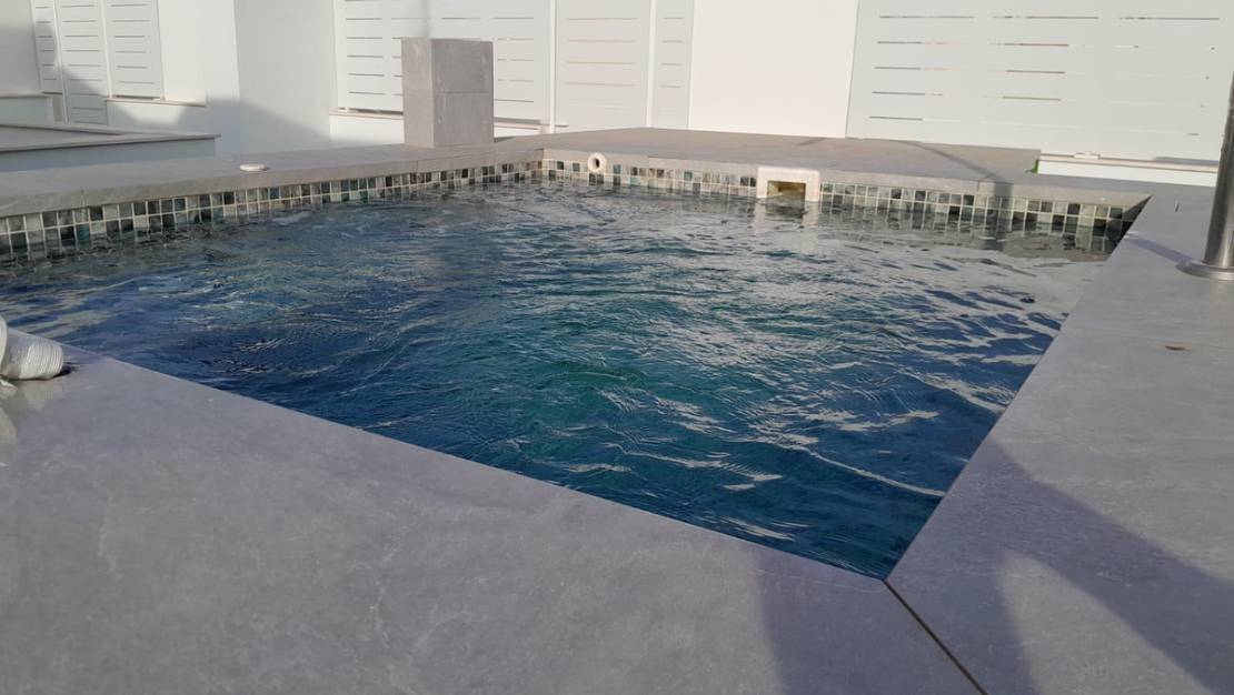 Sale - Apartment - Torrevieja - Torrevieja Centro