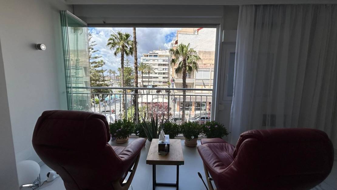 Sale - Apartment - Torrevieja - Torrevieja Centro