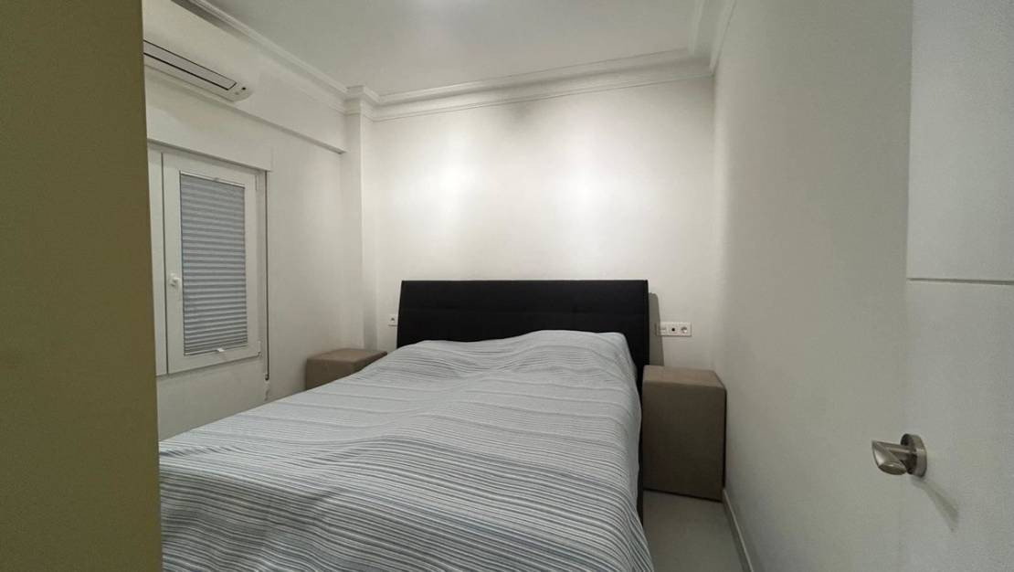 Sale - Apartment - Torrevieja - Torrevieja Centro