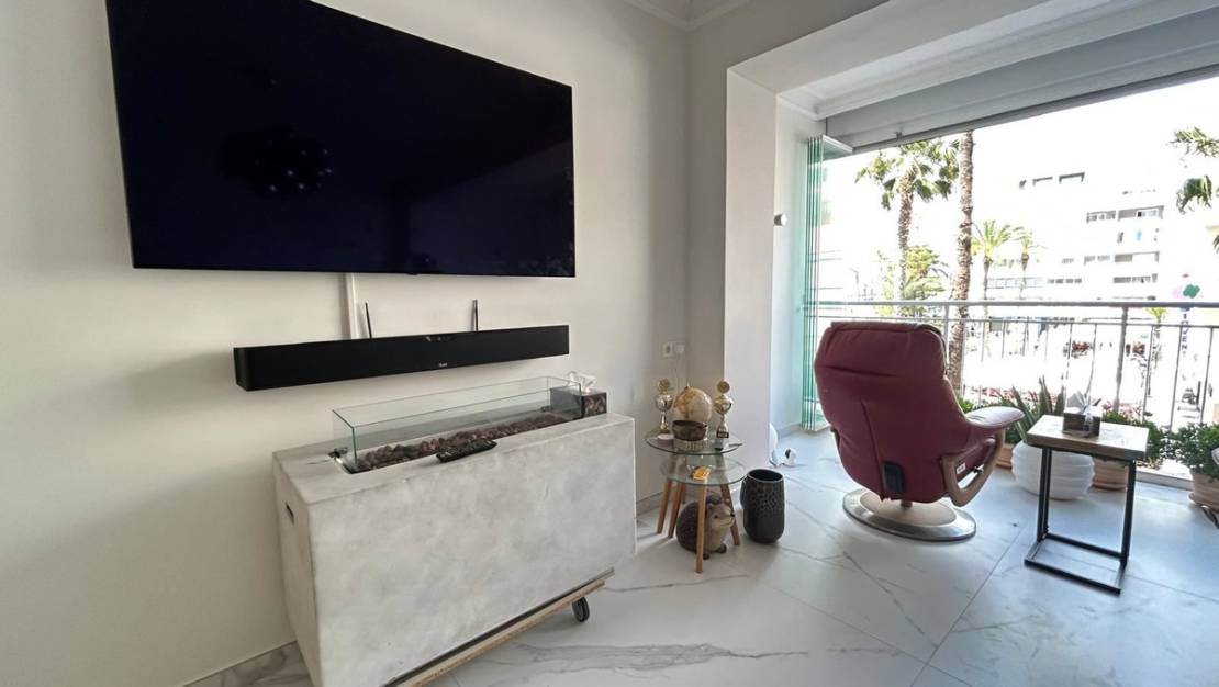 Sale - Apartment - Torrevieja - Torrevieja Centro