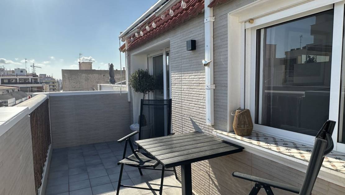 Sale - Apartment - Torrevieja - Torrevieja Centro