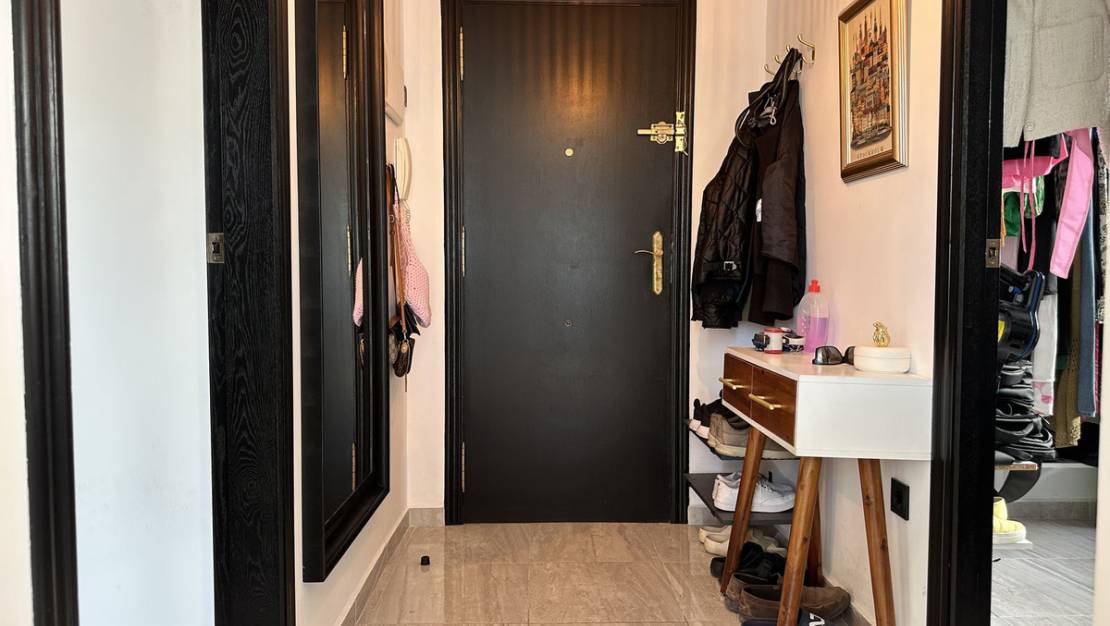 Sale - Apartment - Torrevieja - Torrevieja Centro