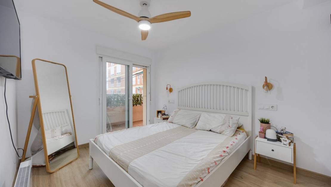 Sale - Apartment - Torrevieja - Torrevieja Centro