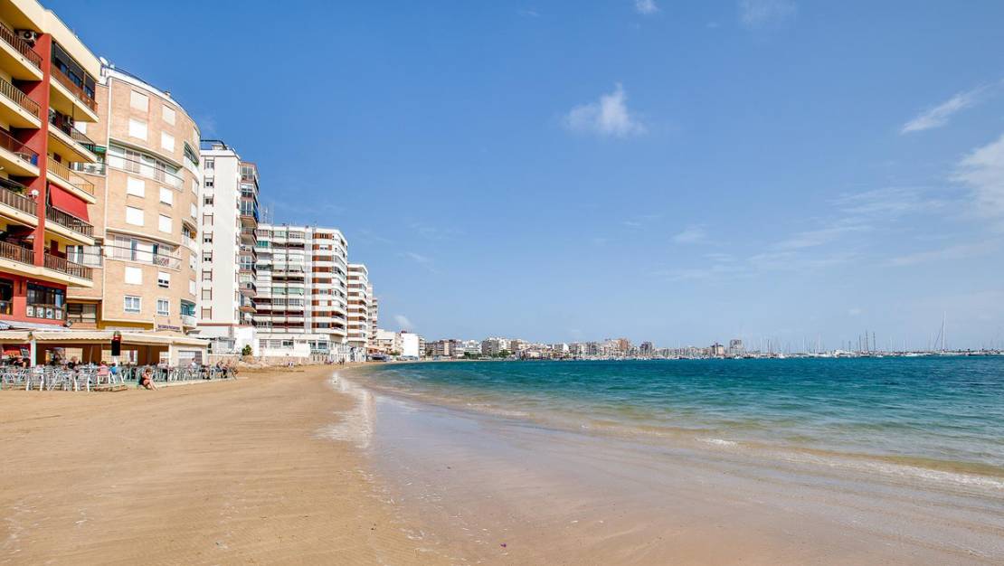 Sale - Apartment - Torrevieja - Torrevieja Centro