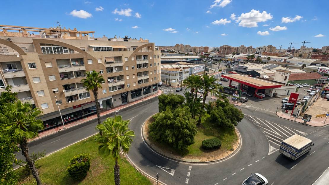Sale - Apartment - Torrevieja - Torrevieja Centro