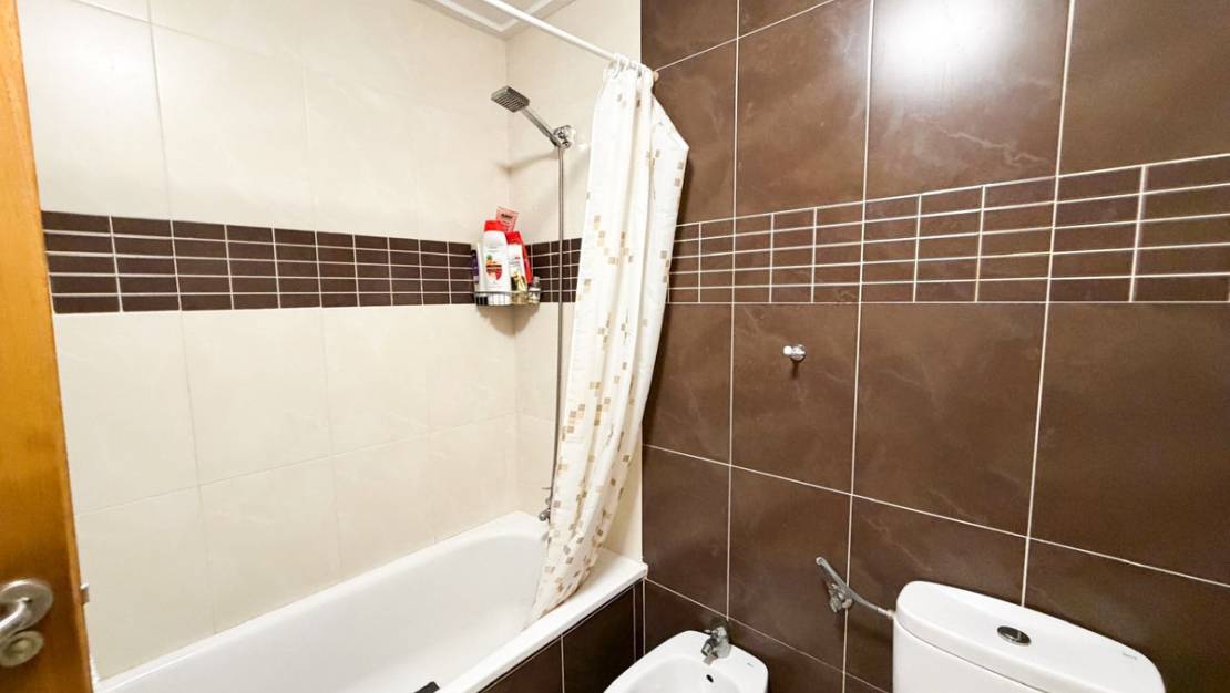 Sale - Apartment - Torrevieja - Torrevieja Centro