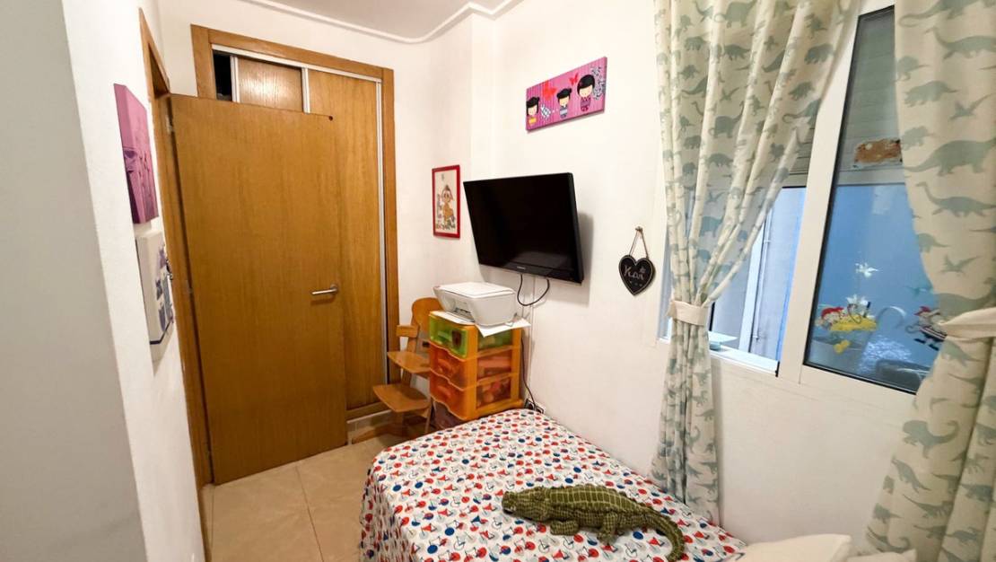 Sale - Apartment - Torrevieja - Torrevieja Centro