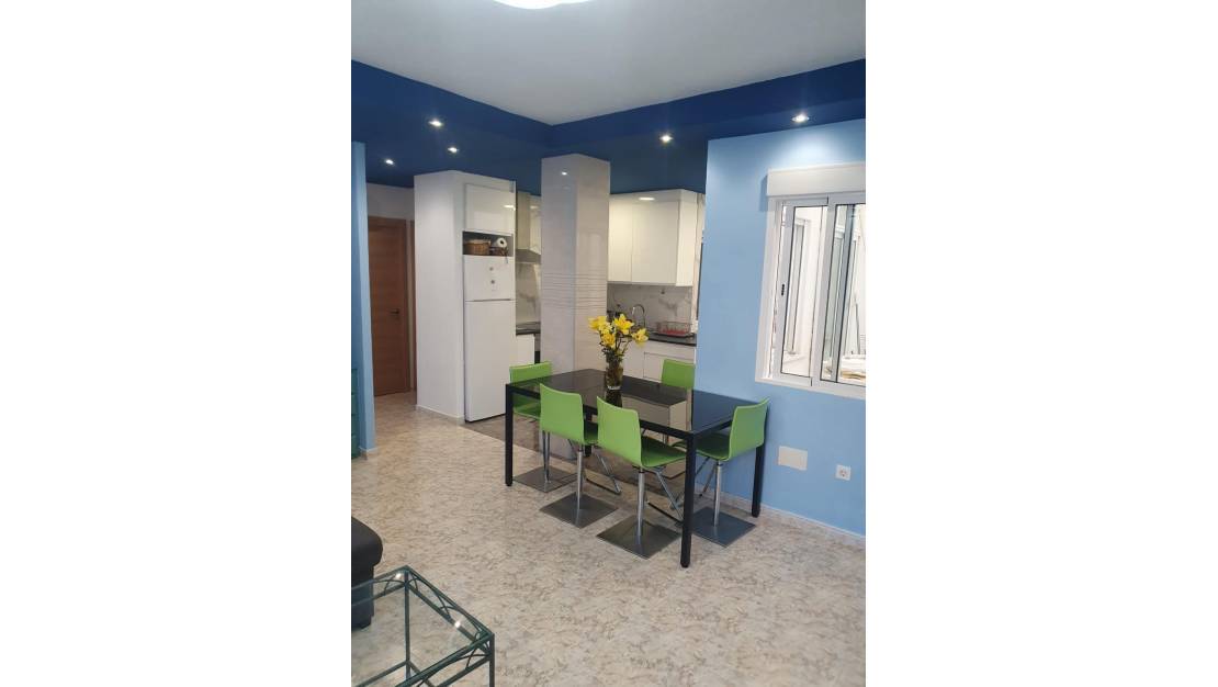 Sale - Apartment - Torrevieja - Torrevieja Centro