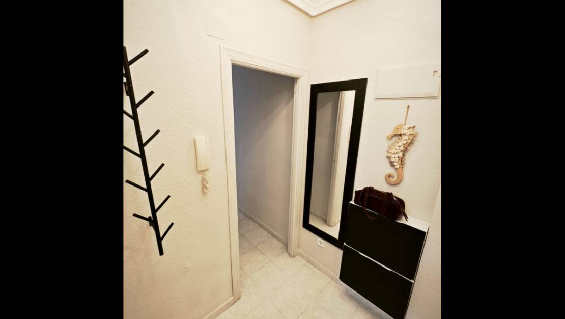 Sale - Apartment - Torrevieja - Torrevieja Centro