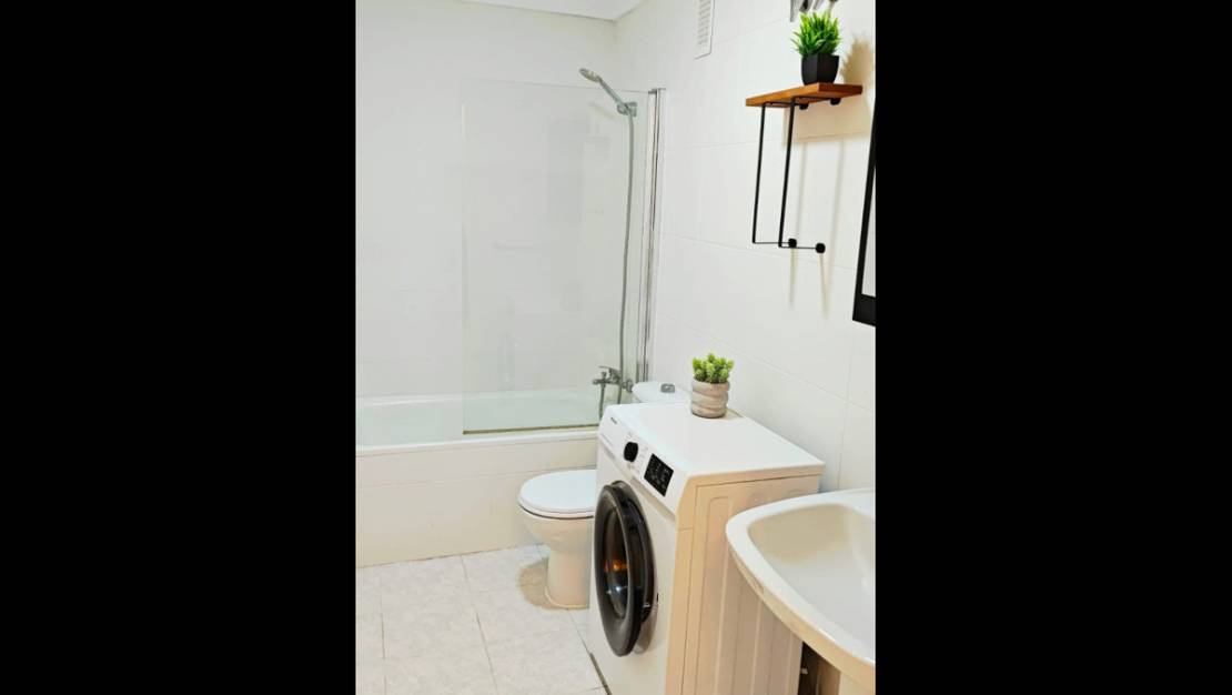 Sale - Apartment - Torrevieja - Torrevieja Centro