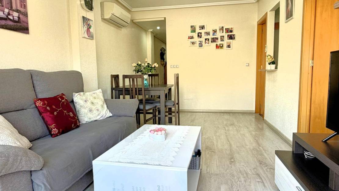 Sale - Apartment - Torrevieja - Torrevieja Centro