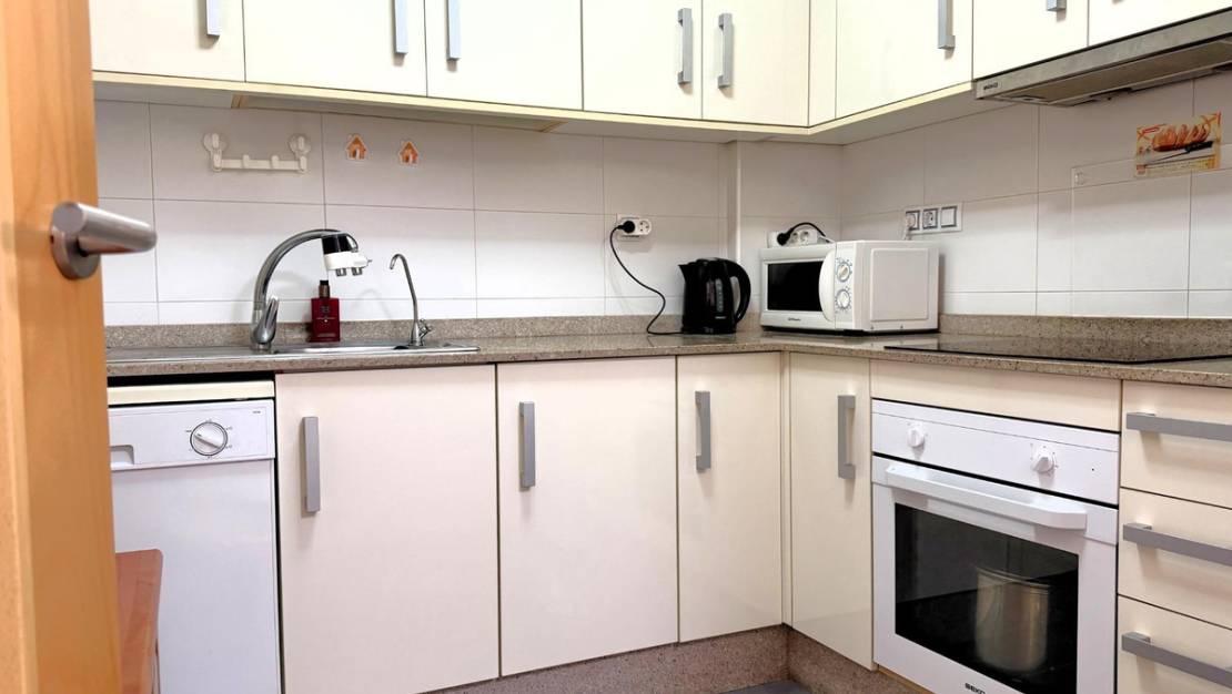 Sale - Apartment - Torrevieja - Torrevieja Centro