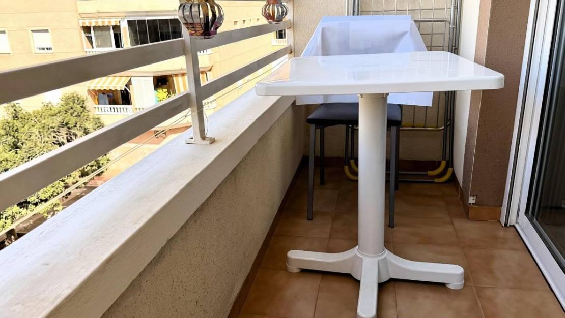Sale - Apartment - Torrevieja - Torrevieja Centro